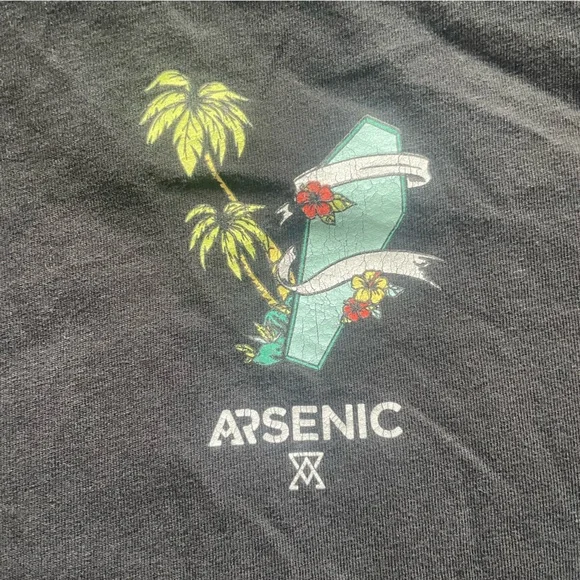 Graphic Tee - Picture 2 of 5